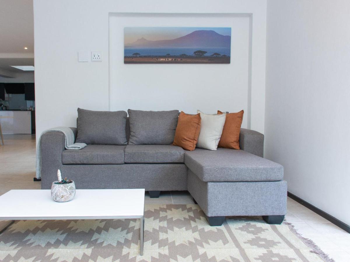 Zwelakho Furnished Apartments The Cube Johannesburg Ngoại thất bức ảnh