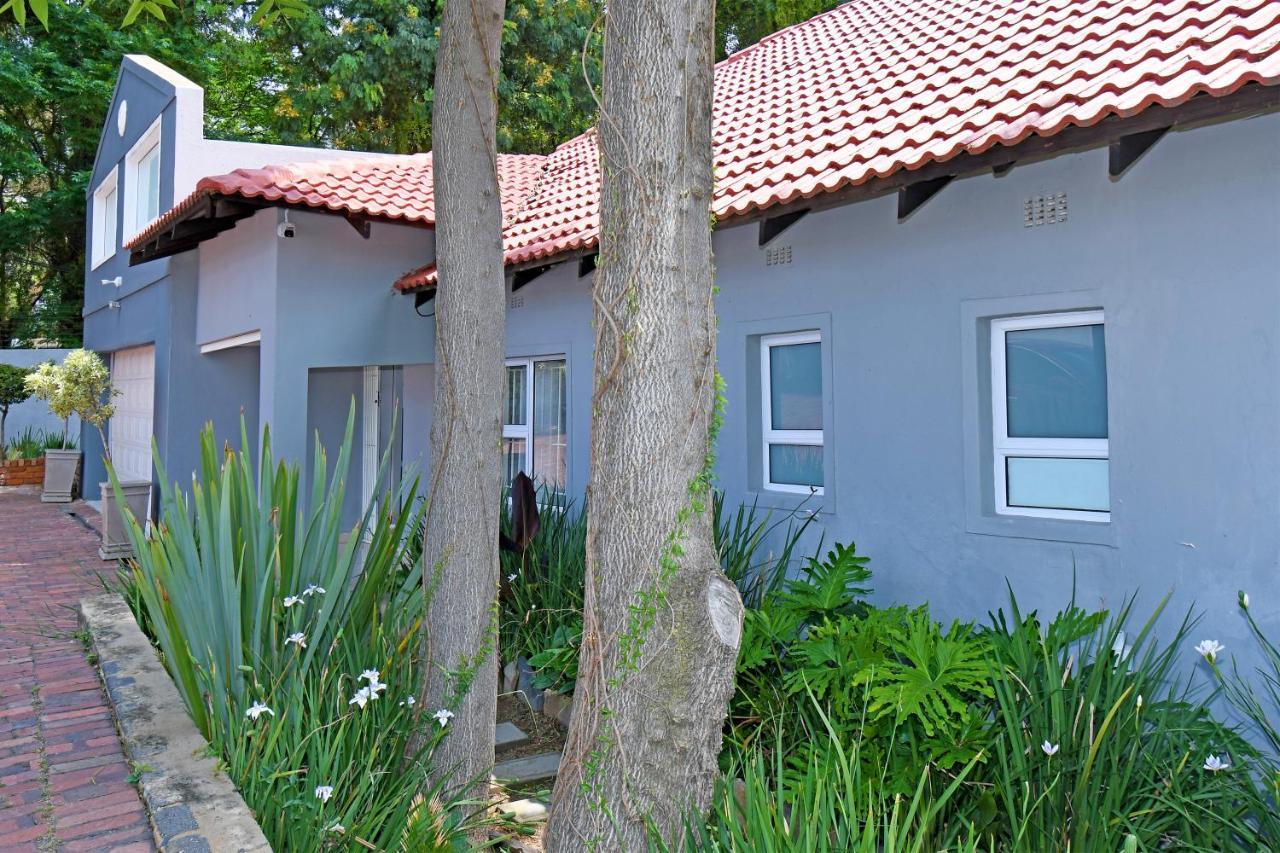 Zwelakho Furnished Apartments The Cube Johannesburg Ngoại thất bức ảnh