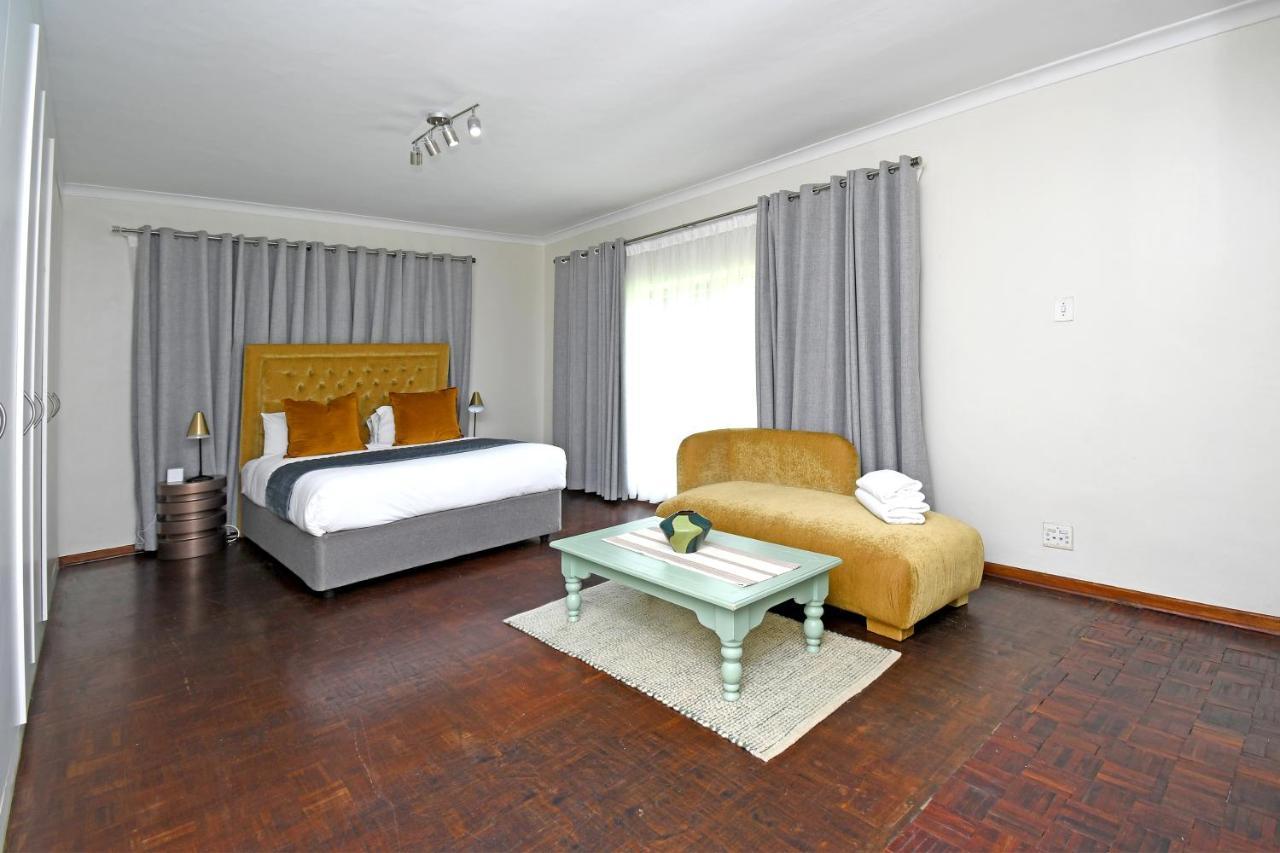 Zwelakho Furnished Apartments The Cube Johannesburg Ngoại thất bức ảnh